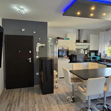 Mall Apartment