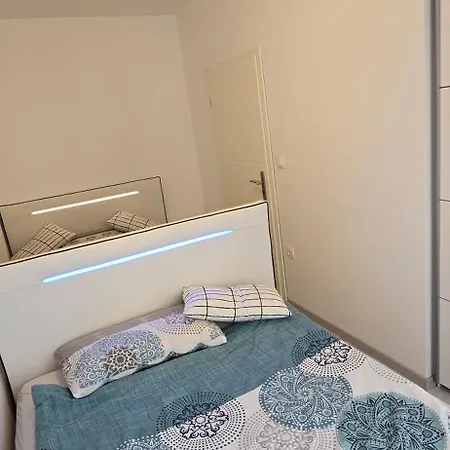 Apartment Mall