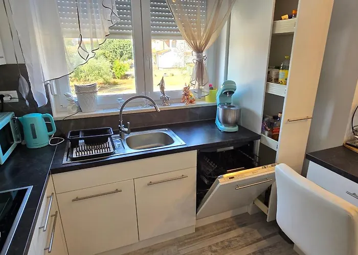 Mall Апартаменты Пула