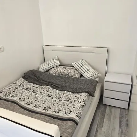 Mall Apartman Póla
